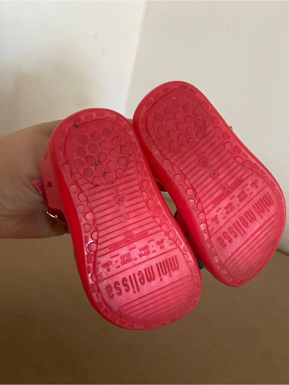 Mini Melissa Aranha VIII pink sandals, melting popsicles, size 5 girls baby